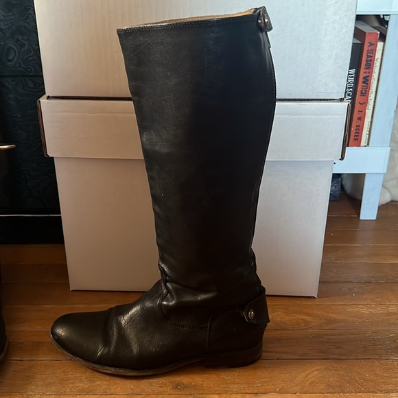 Frye Riding Boots Size 10 B  Pre loved Please view photos for any imperfections - Picture 4 of 16